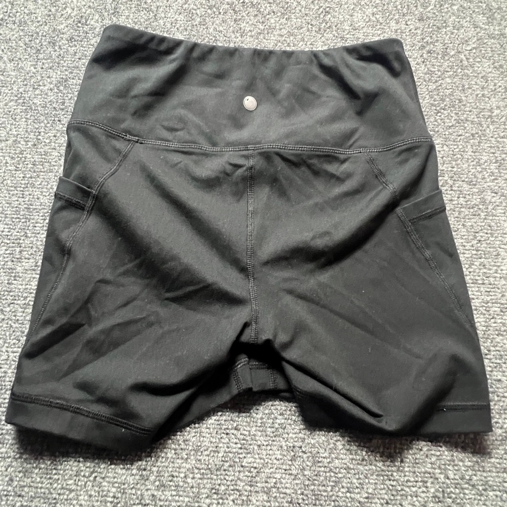 Yogalicious Lux Black High Waisted Biker Shorts with Side Pockets Size Small - Picture 7 of 8